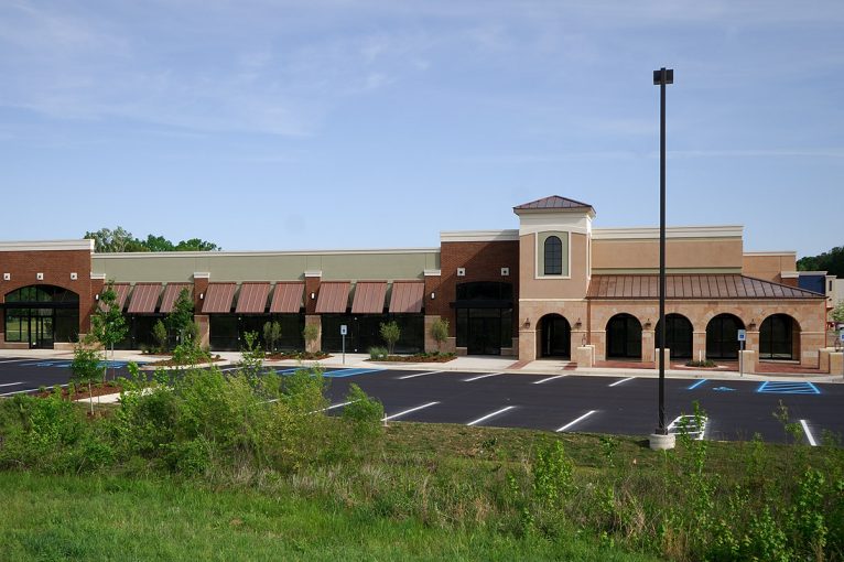 Lakeland Commons