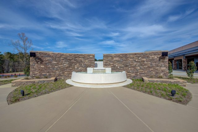 Outdoor Baptistry – Pinelake Reservoir Campus