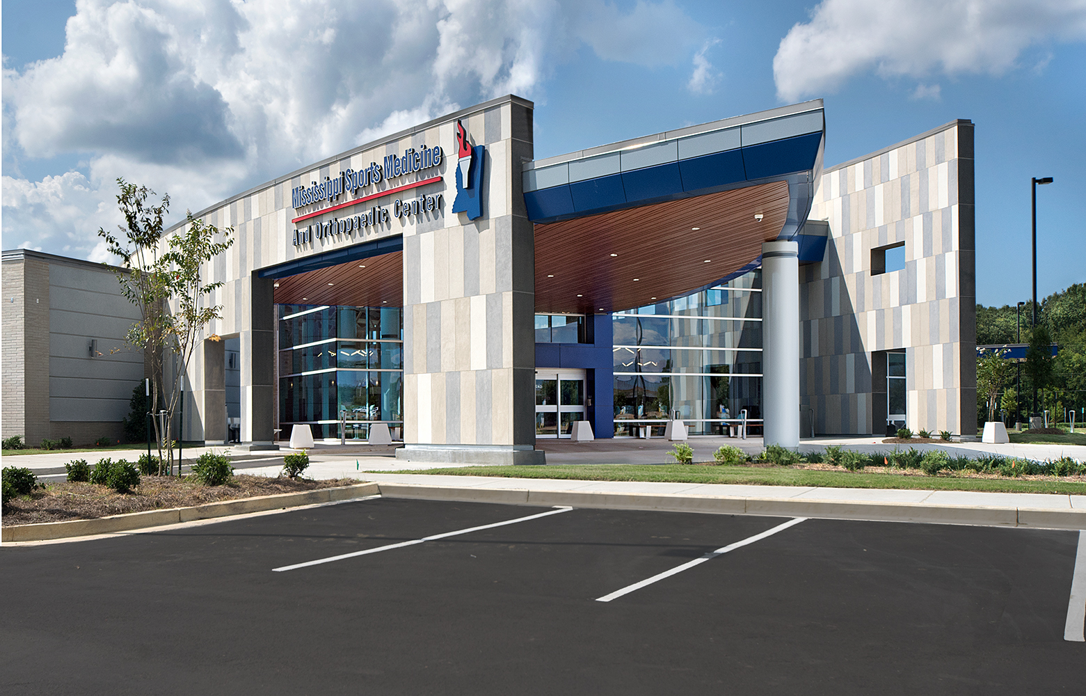 MSSportMed_0110 CANIZARO CAWTHON DAVIS